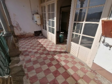 Foto Appartamento a Pieve Fosciana Centro di 100 m² con 6 locali in vendita