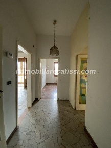 Foto Appartamento a Poggio a Caiano Centro di 103 m² con 5 locali