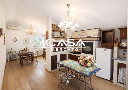 Foto Attico a Montereale Valcellina Centro di 73 m² con 4 locali in vendita