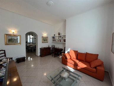 Foto Appartamento in Via Trivulzio, Milano De Angeli di 70 m² con 2 locali