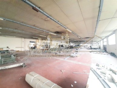 Foto Ufficio in Via luigi Cagnola, Seregno Consonno - Bivio di 4400 m²