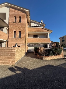 Foto Appartamento a Imola di 98 m² con 3 locali in vendita
