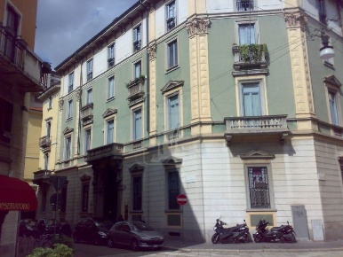Foto Ufficio in Via Donizetti, Milano Palestro di 260 m² con 8 locali