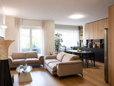 Foto Appartamento in Viale Gran Sasso, Milano Città Studi di 175 m²