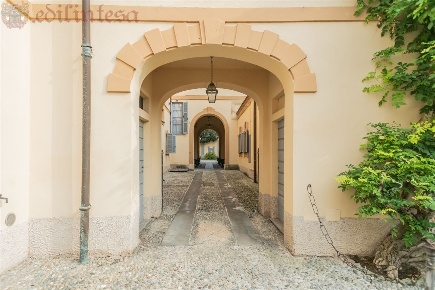 Foto Appartamento in Via Parrocchiale, Triuggio Centro di 421 m² in affitto