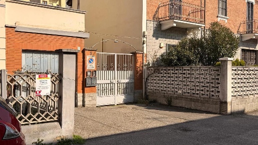 Foto Box in Strada basse di Dora 27/8, Torino Parella di 16 m² in vendita