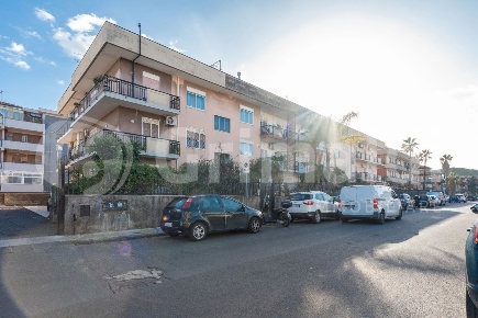 Foto Appartamento in Via A.Volta 18, Catania Garibaldi - Nesima di 160 m²