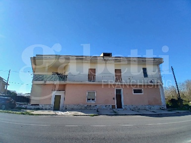 Foto Appartamento in Santa Maria la Fossa, Capua Centro di 190 m²