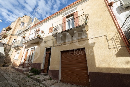 Foto Casa indipendente in Via GIAMBATTISTA ODIERNA 13, Ragusa Centro