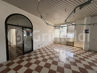 Foto Ufficio in Via dei Frassini 21, Vicenza San Lazzaro di 235 m²