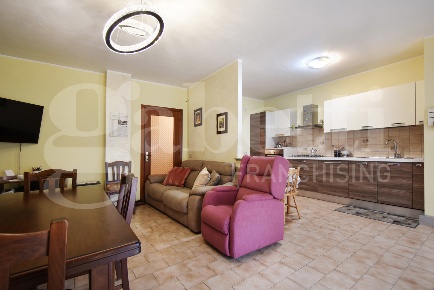 Foto Appartamento in Via Giulio Cesare 53, Vasto di 107 m² con 4 locali