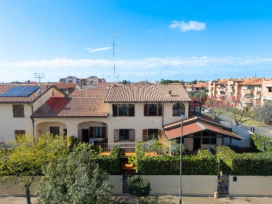 Foto Appartamento in Via Giovanni Paolo II 8, Cecina Cecina Centro di 98 m²