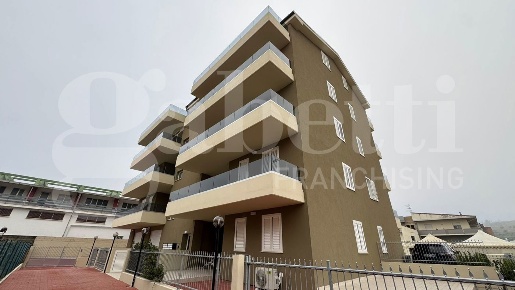 Foto Appartamento in Via Raffaello Sanzio snc, Tortoreto Tortoreto Lido