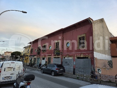 Foto Negozio in Lago Grande Ganzirri, Messina Ganzirri di 300 m² in affitto