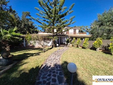 Foto Villa unifamiliare a Terrasini di 120 m² con 3 locali in vendita