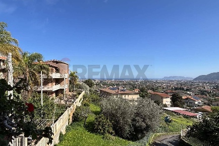 Foto Appartamento in Strada Vicinale Cassarà 5/1, Monreale Centro di 160 m²