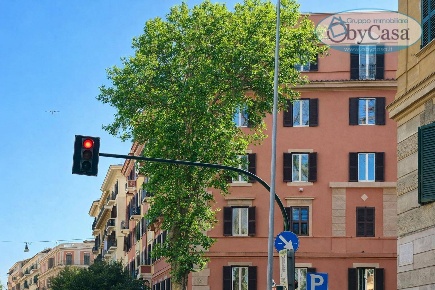 Foto Appartamento in Viale Angelico 12, Roma di 136 m² con 4 locali