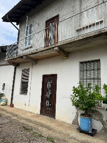 Foto Case semi ndipendenti in Gasparoli, Cassano Magnago di 110 m²