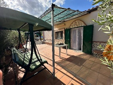 Foto Casa indipendente a Centuripe di 60 m² con 2 locali in vendita