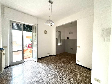 Foto Appartamento in Via Sestri 22, Genova Sestri Ponente di 100 m²