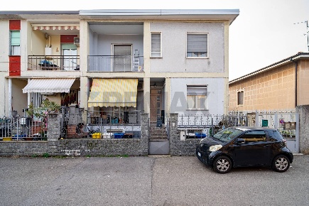 Foto Case semi ndipendenti in Ticino 26, Rho San Martino - Ghisolfa