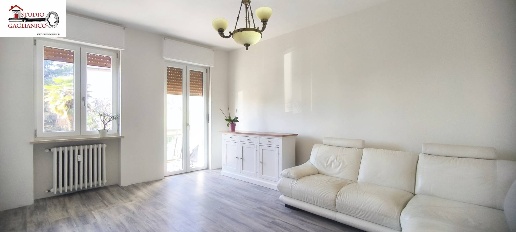 Foto Appartamento in Via Santuario d'Oropa 20, Biella di 98 m² con 4 locali