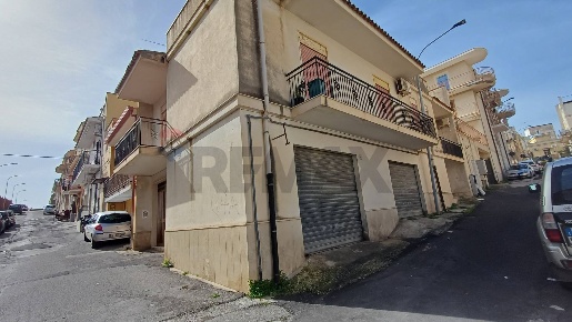 Foto Casa indipendente in Via Venezia 4, Noto Centro di 154 m² con 6 locali