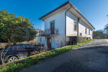 Foto Villa unifamiliare in Contrada Morelli, Arpino Marziale Morelli