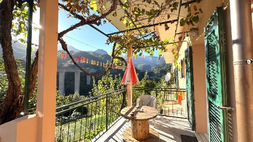 Foto Appartamento in Via Costa D'erca 24, Genova Fiorino di 120 m²