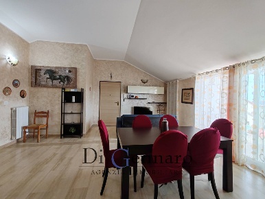 Foto Appartamento in via cesare pavese, Tortoreto Tortoreto Lido di 130 m²