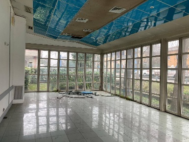 Foto Attività commerciale in PIAZZA SANT'ANTONIo, Mantova Sant'antonio