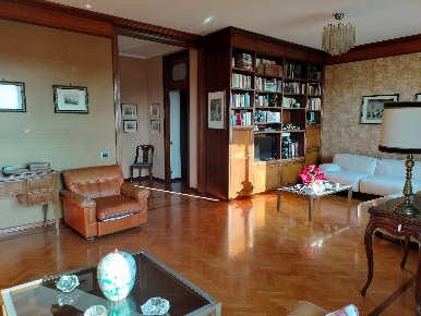 Foto Appartamento in piazza mantelli 9, Alessandria Europa di 165 m²