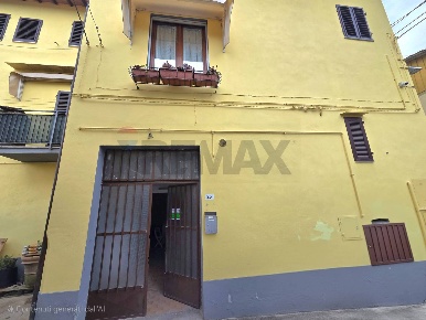 Foto Laboratorio a San Giovanni Valdarno di 55 m² con 1 locali in vendita