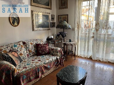 Foto Casa indipendente in Via Gino Lombradi 100, Viareggio di 120 m²