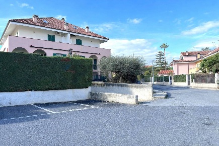 Foto Case semi ndipendenti in via silvio bonfante 25, Albenga Centro