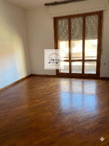 Foto Appartamento in Via Silvio Pellico, Parma Ospedale - Volturno