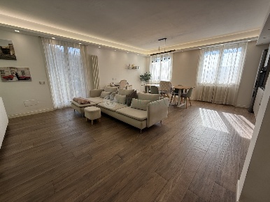 Foto Appartamento a La Spezia Foce - Marinasco di 90 m² con 4 locali