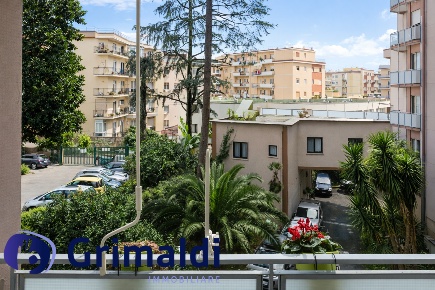 Foto Appartamento in Piazzetta Arenella 7, Napoli Arenella di 95 m²