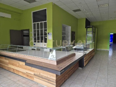 Foto Locale commerciale in Cerro Sughero, Campagnatico di 300 m² in vendita