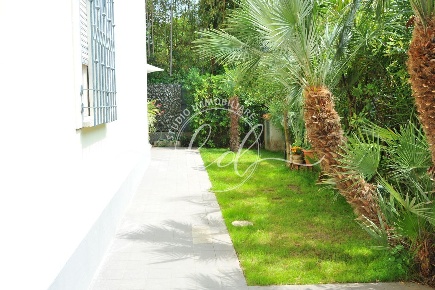 Foto Appartamento a Camaiore Capezzano Pianore di 140 m² con 6 locali