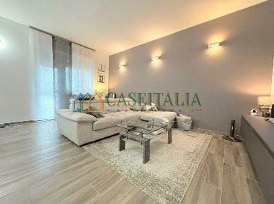 Foto Appartamento a Ivrea di 80 m² con 2 locali in vendita
