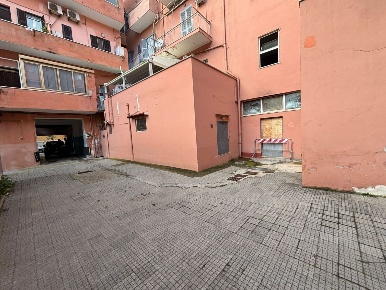 Foto Magazzino in Via Alfredo Baccarini 13, Nettuno Centro Storico