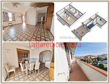 Foto Appartamento in Via Giovanni Amendola, Ponsacco Centro di 130 m²