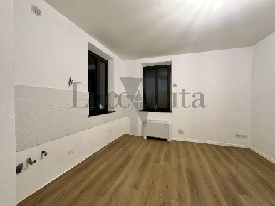 Foto Appartamento in Via Sarzanese 2441, Lucca Sant'Alessio - Carignano