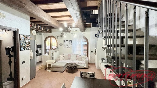 Foto Villa a schiera a Capannori Lammari - Lunata di 80 m² con 4 locali