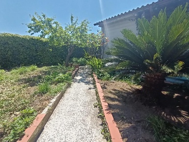 Foto Casa indipendente a Carrara Marina di Carrara di 85 m² con 4 locali