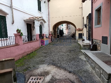 Foto Casa indipendente a Rosignano Marittimo di 138 m² con 6 locali