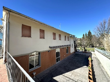 Foto Hotel in via Montanara 414 A, Imola Ponticelli di 1095 m² con 1 locali