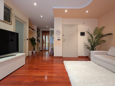 Foto Attico in VIA DON PASQUALE UVA, Trani di 80 m² con 3 locali in vendita