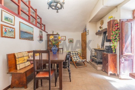 Foto Appartamento in Via Del Fiore 45, Ischia di Castro di 43 m² in vendita